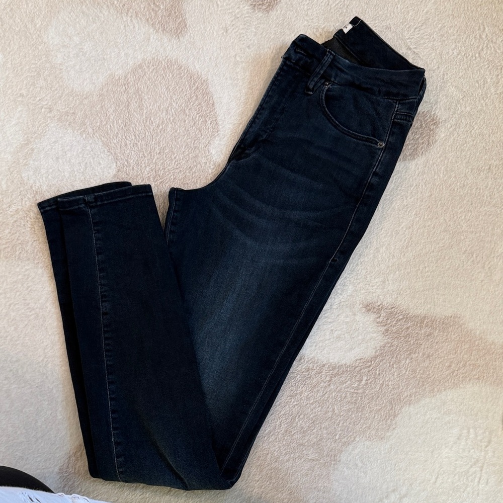 Good American Midnight Blue Skinny Jeans